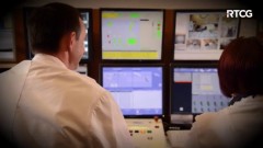 Istraživač: Putanjama teških jona thumb1.jpg