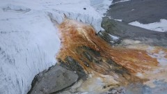 Crveni vodopad na Antarktiku thumb1.jpg