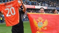 Milvol ne zaboravlja Šarkića: Dres sa brojem 20 i zastava Crne Gore thumb1.jpg