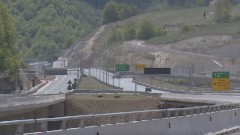 Deset ponuda za gradnju druge dionice auto-puta od Mateševa do Andrijevice  thumb1.jpg