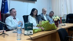 Predstavljen roman "Na brodu Bijele Rade" Marijane Zečević thumb1.jpg