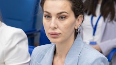 Laković: Svaka žena mora biti žaštićena – i u Skupštini i van nje thumb1.jpg