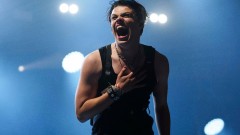 Yungblud objavio svoju verziju ‘Changes’ sa nastupa na Back To The Beginning thumb1.jpg
