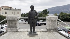 Herceg Novi: Provjerava se da li je spomenik Njunju postavljen u skladu sa zakonom thumb1.jpg