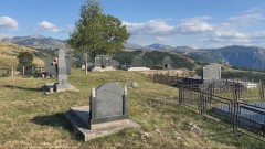 Nakon napada na pčelinjake i stoku, u Pivi medvjedi raskopali i grob thumb1.jpg