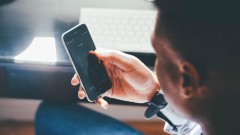 Koliko su mobilni telefoni "oštetili" ljudsku sposobnost komunikacije thumb1.jpg