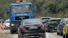 Identifikovan vozač koji je vozilom Morskog dobra nepropisno preticao kolonu thumb1.jpg