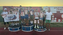 Najviše medalja osvojili cicibani i cicibanke AK Mornar thumb1.jpg