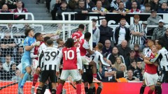 Arsenal je konačno razbio prokletstvo Sent Džejms Parka i to "na Liverpulov način" thumb1.jpg