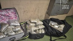 U Kolašinu uhapšen osamnaestogodišnjak sa 40 kilograma marihuane thumb1.jpg