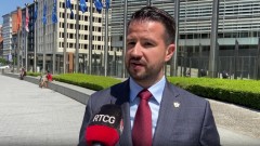 Milatović u Briselu: Sa Koštom o Ugovoru o pristupanju Crne Gore EU thumb1.jpg