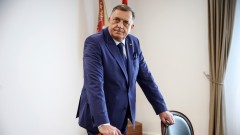 Dodik ovlastio sina da potpisuje dokumente SNSD-a za predstojeće izbore thumb1.jpg