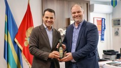Raičević ugostio Koucijanosa: Unapređenje saradnje između Bara i Nausa thumb1.jpg