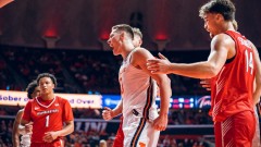 Kakva partija Davida Mirkovića – 19 poena, 14 skokova na predstavljanju publici u Ilinoju thumb1.jpg