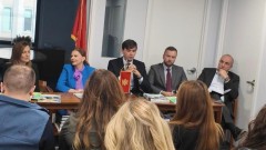 Azemović: Važno očuvanje jezika i kulturnog identiteta naših ljudi thumb1.jpg