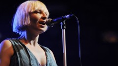 Pjevačica Sia u novim problemima: Bivši suprug traži starateljstvo nad njihovim sinom thumb1.jpg