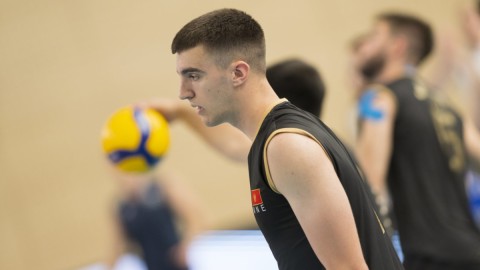 Luka Lojić – budućnost Budućnosti i CG odbojke: Nemam uzora, krčim svoj put thumb2.jpg
