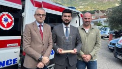 Budva: Opština donirala Hitnoj pomoći sanitetsko vozilo od 100.000 eura thumb1.jpg