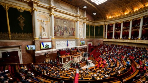 Francuski parlament neće razmatrati pitanje opoziva Makrona thumb2.jpg