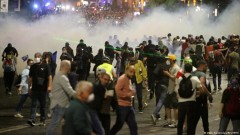 Vodeni topovi u Tbilisiju: građani protestuju, vlast ne haje