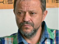 Ne sjećam se udesa, samo plačem! 523519emir-hadzihafizbegovic01foto-kostadin-kamenovff.jpg