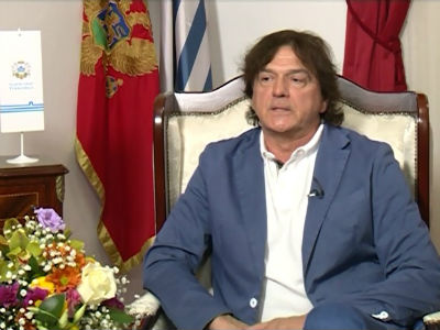 Intervju sa Zdravkom Čolićem Intervju sa Zdravkom Čolićem
