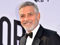Džordž Kluni povrijeđen u udesu