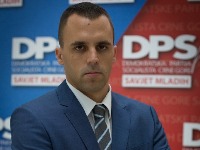 "Demokrate najtragikomičnija skupina na izborima" PESIC_1.jpg