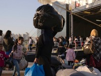 Više od 240 migranata inficirano koronom na Lezbosu  aa4af3fa635ba8876292f27c83a95cc2.jpg