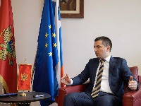 "Crnogorce ništa ne može preusmjeriti s evropskog puta"