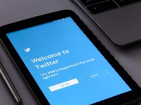 Twitter koristi novi font i to nije sve