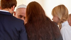 Papa se sastao sa suprugama pripadnika bataljona Azov